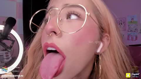        online show from November 26, 4:19 pm