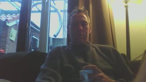 Snapshot of bundy2016 chatting on February 20, 8:16 am Dutch cock online show from February 20, 8:16 am