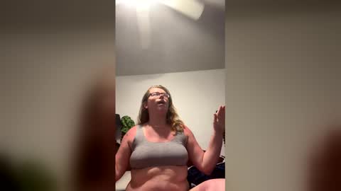 bunniejean online show from June 1, 10:33 pm