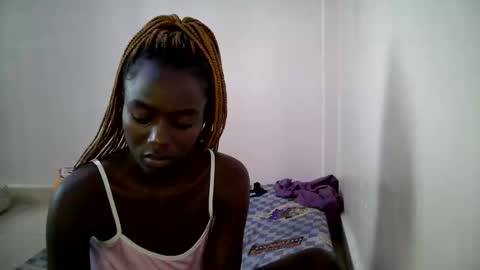 bunny_bliss1 online show from May 25, 7:14 am