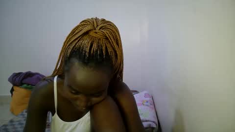 bunny_bliss1 online show from May 25, 8:59 pm