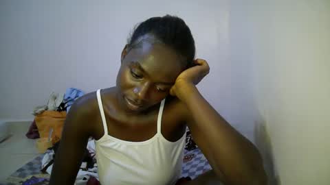 bunny_bliss1 online show from May 28, 9:12 pm