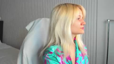 Elsy online show from July 1, 11:12 am