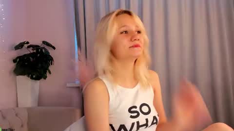 Elsy online show from July 22, 11:24 am