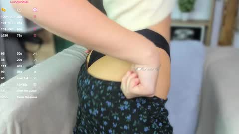 Aria online show from February 25, 8:13 am