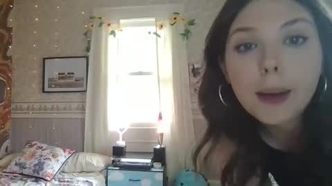 Abigail Grace online show from April 10, 7:07 pm