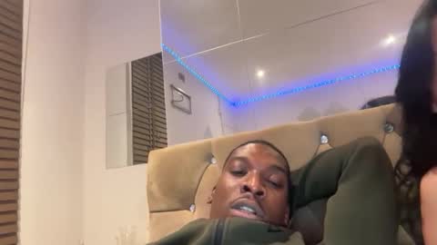 Snapshot of bunnyandbuck chatting on February 23, 12:30 am bunnyandbuck online show from February 23, 12:30 am