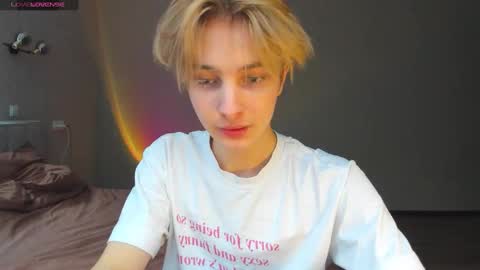 BunnyBlush online show from March 4, 7:03 am