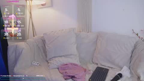 Snapshot of bunnycute_shy chatting on November 28, 1:58 pm 30 Off online show from November 28, 1:58 pm