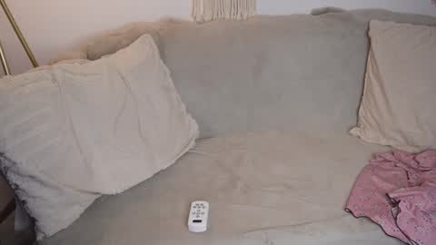 Snapshot of bunnycute_shy chatting on March 16, 12:53 pm 30 Off online show from March 16, 12:53 pm