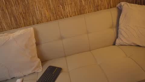 Snapshot of bunnycute_shy chatting on March 27, 12:49 pm 30 Off online show from March 27, 12:49 pm