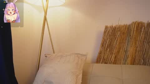Snapshot of bunnycute_shy chatting on April 1, 12:39 pm 30 Off online show from April 1, 12:39 pm