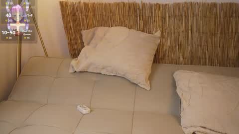 Snapshot of bunnycute_shy chatting on April 7, 12:27 pm 30 Off online show from April 7, 12:27 pm
