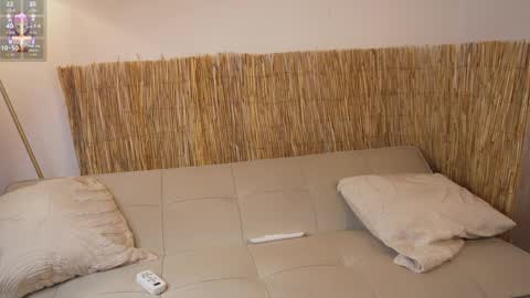 Snapshot of bunnycute_shy chatting on April 10, 12:32 pm 30 Off online show from April 10, 12:32 pm