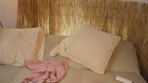 Snapshot of bunnycute_shy chatting on April 28, 12:43 pm 30 Off online show from April 28, 12:43 pm