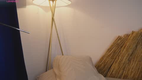 Snapshot of bunnycute_shy chatting on May 22, 11:49 am 30 Off online show from May 22, 11:49 am
