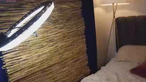 Snapshot of bunnycute_shy chatting on June 24, 12:48 pm 30 Off online show from June 24, 12:48 pm