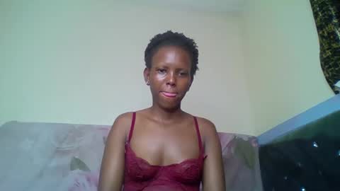 Snapshot of bunnydiva_ chatting on October 17, 1:42 am bunnydiva_ online show from October 17, 1:42 am