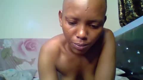 bunnydiva_ online show from December 13, 8:58 pm