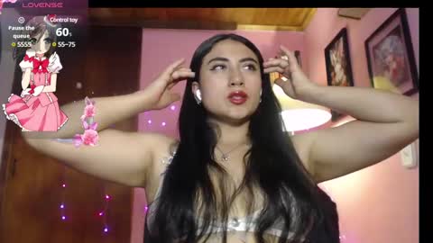 bunnyEmilyR0s33 online show from December 4, 5:44 pm