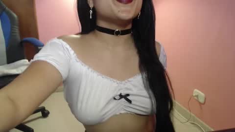 bunnyEmilyR0s33 online show from December 26, 3:42 pm