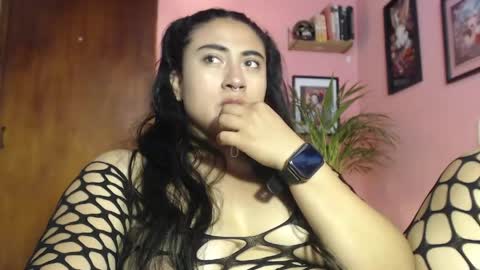 bunnyEmilyR0s33 online show from May 14, 3:08 pm