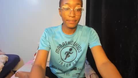 Snapshot of bunnygurl_ chatting on November 24, 11:54 am bunnygurl online show from November 24, 11:54 am
