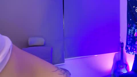   online show from February 28, 2:01 am