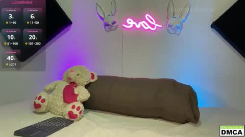  MARY BUNNY  online show from December 14, 7:58 am