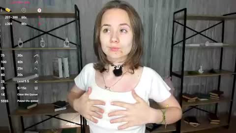 Lizy online show from June 28, 7:20 pm