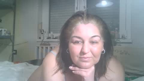 Snapshot of bunyoka1981 chatting on February 25, 8:18 pm babuska1981 online show from February 25, 8:18 pm