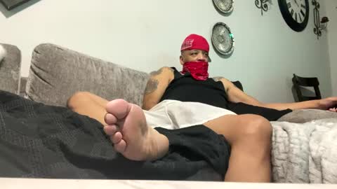 Snapshot of bunz627 chatting on February 16, 5:48 am Iam King online show from February 16, 5:48 am