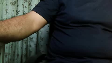 Hairy Arabian online show from April 7, 9:54 am