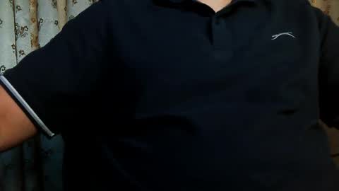 Hairy Arabian online show from April 13, 7:03 am