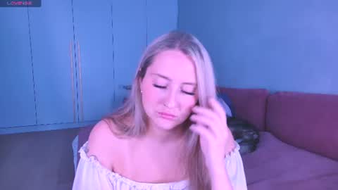 Snapshot of burn_lissa chatting on July 13, 4:10 pm Lissa online show from July 13, 4:10 pm
