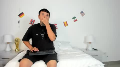 Nova and Sammy online show from June 24, 11:42 am