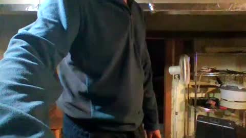 Snapshot of busterjon chatting on February 11, 9:20 pm Jon online show from February 11, 9:20 pm