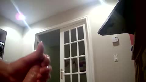 Snapshot of busterpoindexter9999 chatting on December 22, 10:15 pm busterpoindexter9999 online show from December 22, 10:15 pm