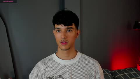 Buster independent model online show from February 4, 7:29 am