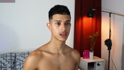 Buster independent model online show from February 26, 11:04 pm