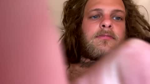 Snapshot of bustinyourbutt chatting on February 3, 4:35 am bustinyourbutt online show from February 3, 4:35 am