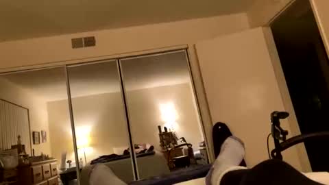 Snapshot of busty_2008 chatting on February 17, 5:15 am busty_2008 online show from February 17, 5:15 am