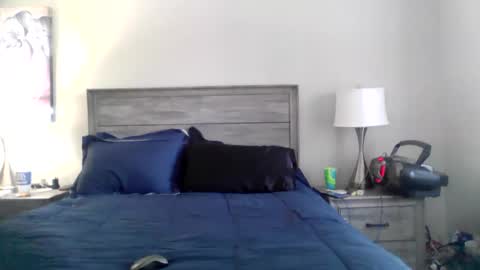 Snapshot of busybee83 chatting on September 12, 2:17 pm busybee83 online show from September 12, 2:17 pm