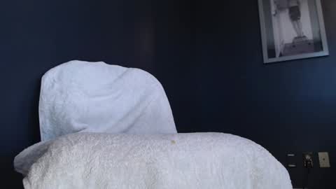 Snapshot of butch215 chatting on December 23, 5:11 pm Butch online show from December 23, 5:11 pm