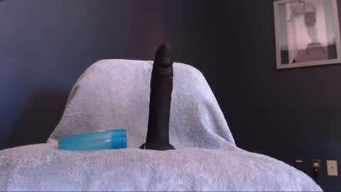 Snapshot of butch215 chatting on September 14, 3:55 pm Butch online show from September 14, 3:55 pm