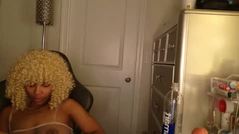 butterfly booty online show from December 21, 1:02 am