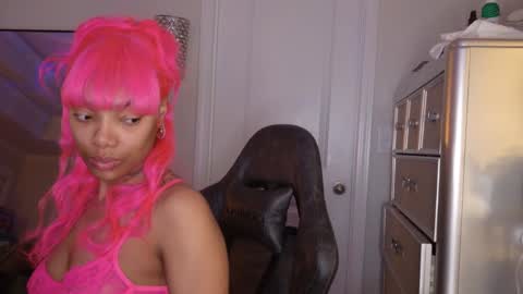 butterfly booty online show from February 4, 7:14 am