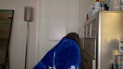 butterfly booty online show from May 17, 8:12 am