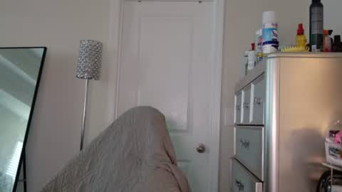 Snapshot of butterflybootyy chatting on June 12, 4:50 pm butterfly booty online show from June 12, 4:50 pm