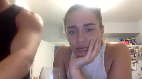 Khaleesiiiii online show from January 17, 2:05 am